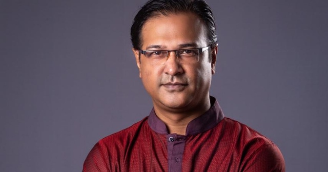 সংগীতশিল্পী আসিফের গাড়িতে দুর্বৃত্তদের গুলি