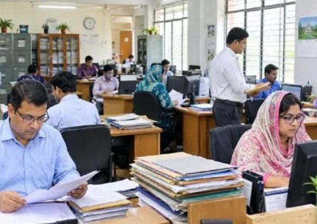 টানা ৫ দিনের ছুটি শেষ, খুলল অফিস-আদালত!