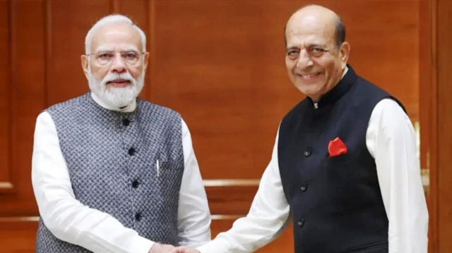 অনির্ধারিত সফরে দিল্লিতে দীনেশ ত্রিবেদী, মোদীর সঙ্গে বৈঠক